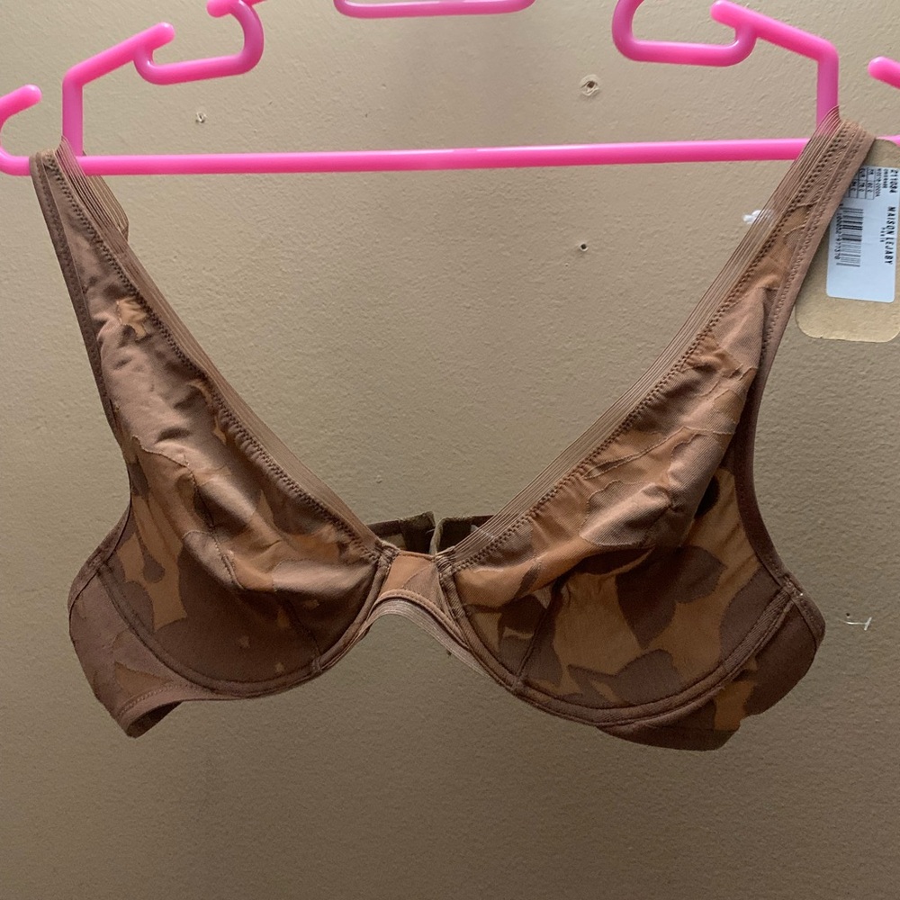 Bra 34c, with underwire support, new